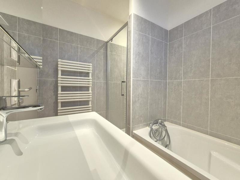 Appartement ancien - 74 m² - 4 pièces