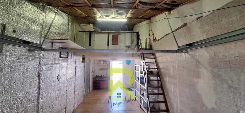 Maison traditionnelle - 95 m² - 4 pièces