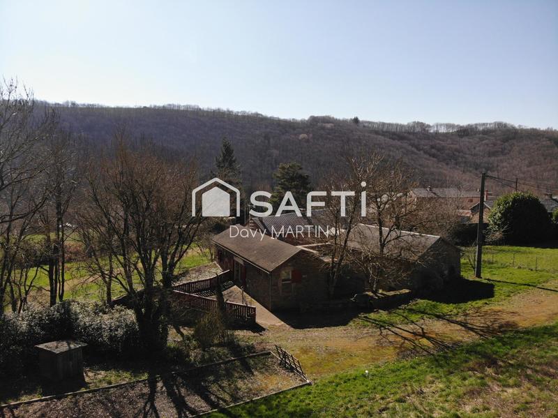 Maison - 219 m² - 8 pièces