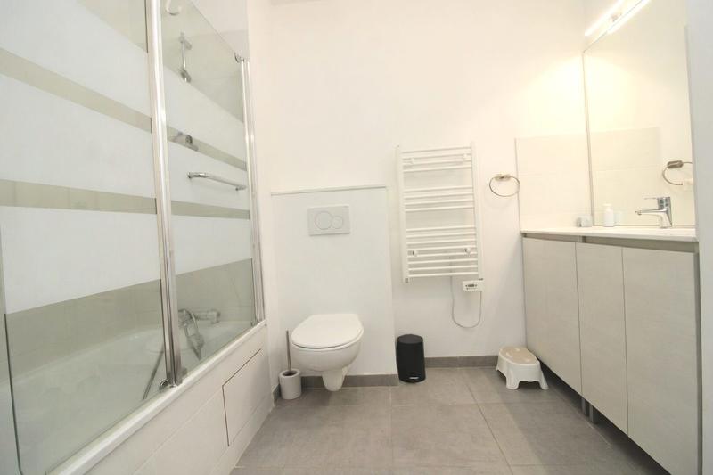 Appartement - 104 m² - 5 pièces