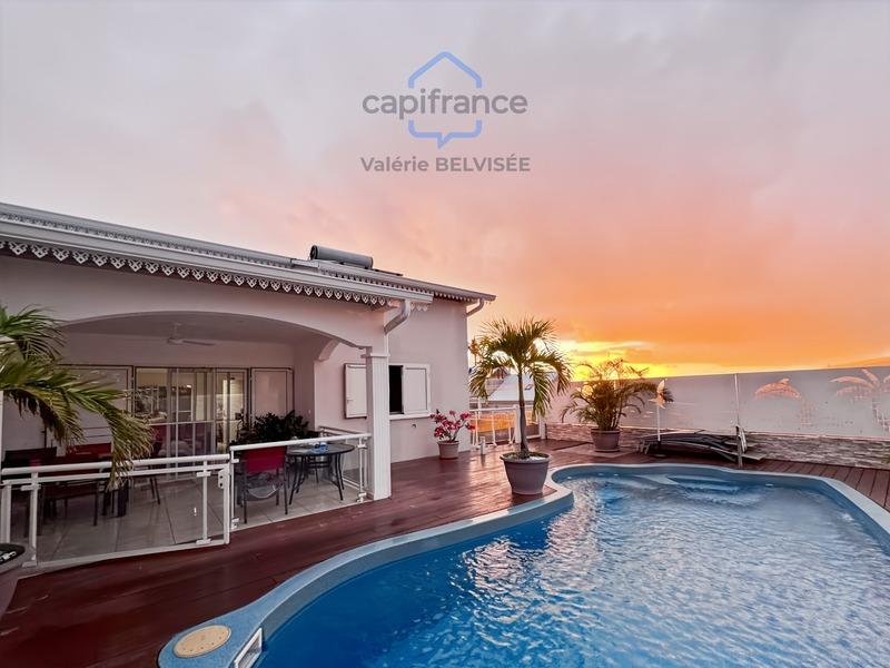 Maison - 152 m² - 5 pièces