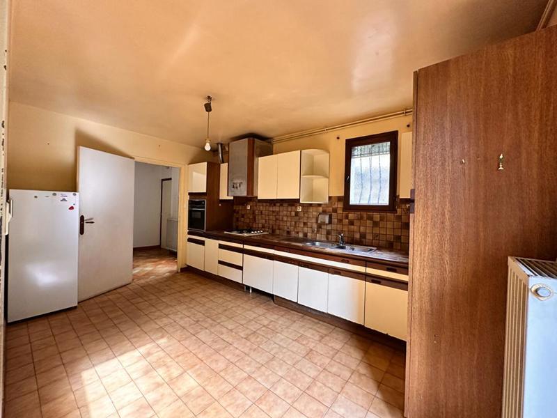 Maison - 142 m² - 7 pièces