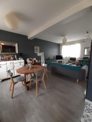 Maison - 97 m² - 4 pièces