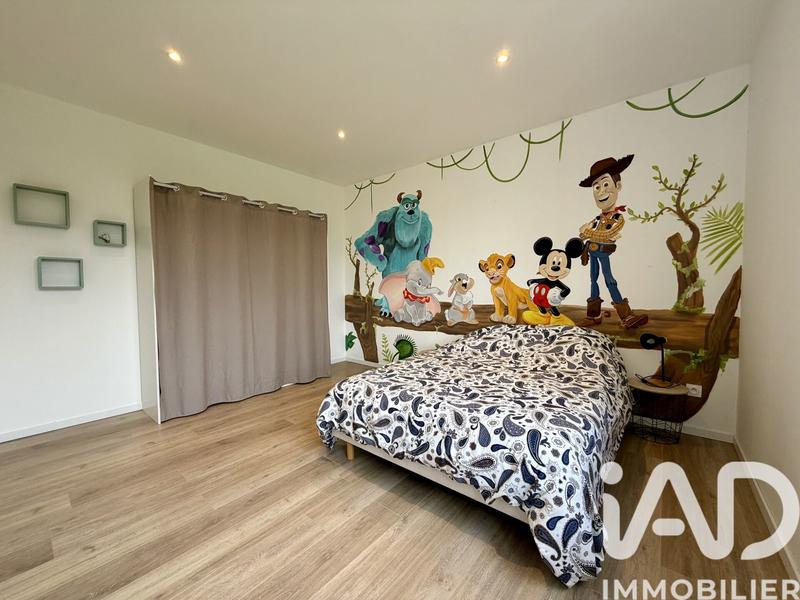 Maison - 185 m² - 7 pièces