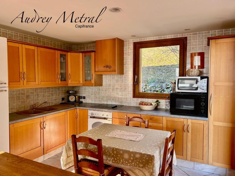 Maison - 90 m² - 3 pièces