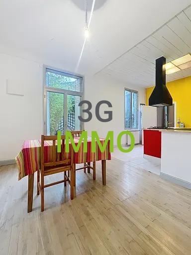 Maison de ville - 160 m² - 6 pièces