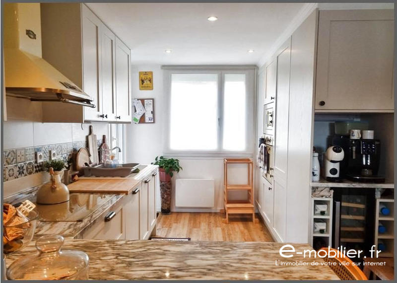 Appartement - 97 m² - 5 pièces