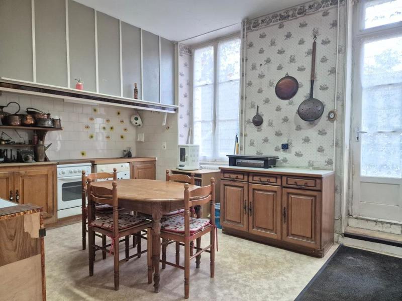 Maison de maîtres - 208 m² - 8 pièces