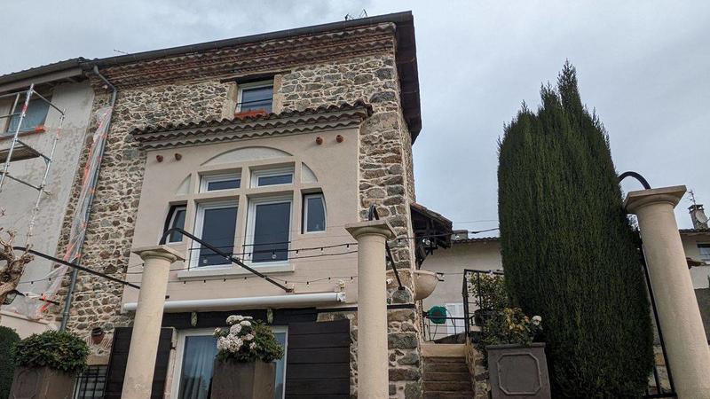 Maison en pierre - 140 m² - 4 pièces