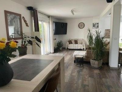 Maison - 112 m² - 7 pièces