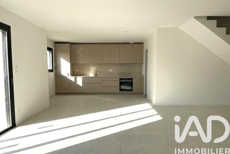 Maison - 127 m² - 6 pièces