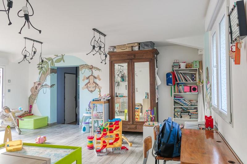 Maison - 160 m² - 7 pièces