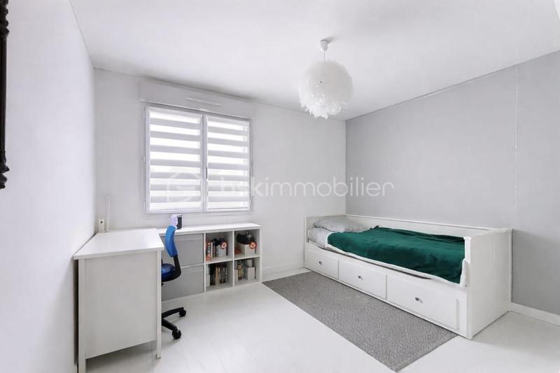 Maison - 102 m² - 4 pièces