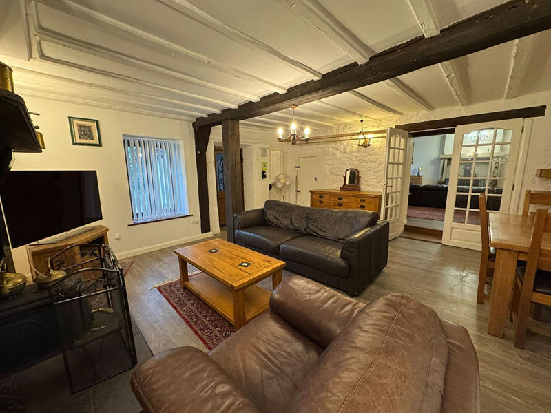 Maison - 187 m² - 6 pièces