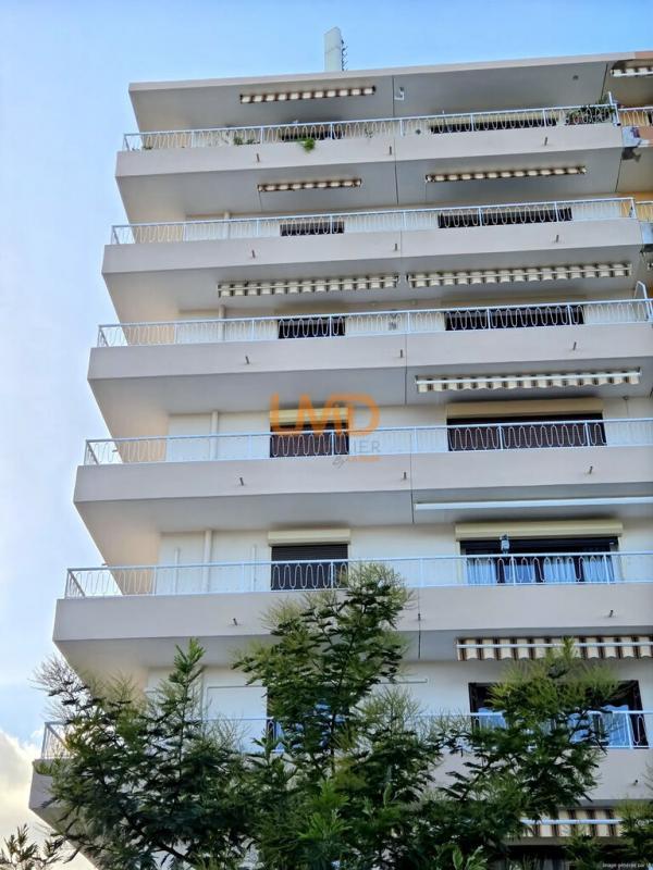 Appartement - 77 m² - 4 pièces