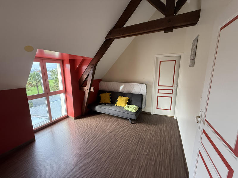 Maison - 214 m² - 7 pièces