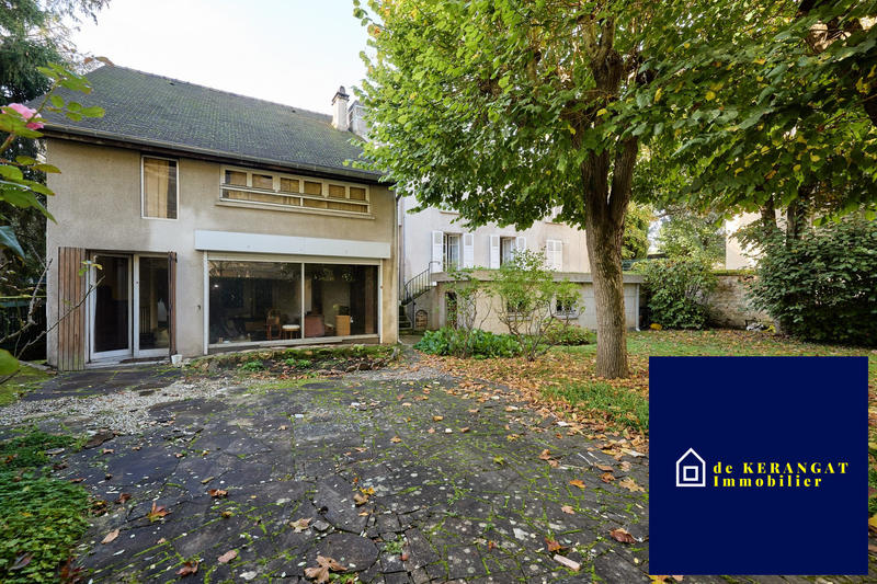 Maison ancienne - 222 m² - 7 pièces