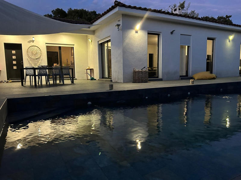 Maison - 195 m² - 5 pièces