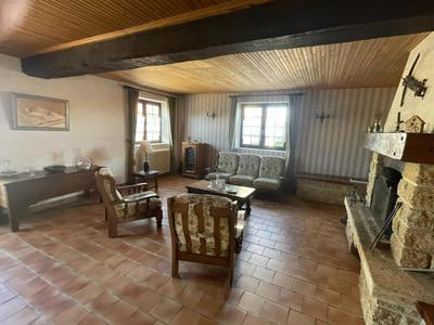 Maison - 147 m² - 4 pièces