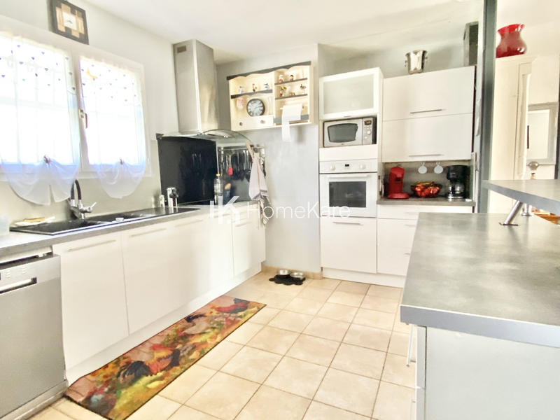 Maison - 121 m² - 4 pièces