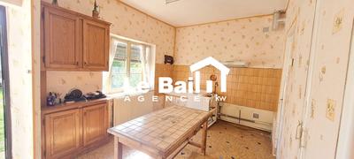 Maison - 93 m² - 5 pièces