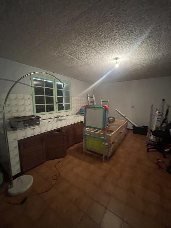 Maison - 280 m² - 6 pièces