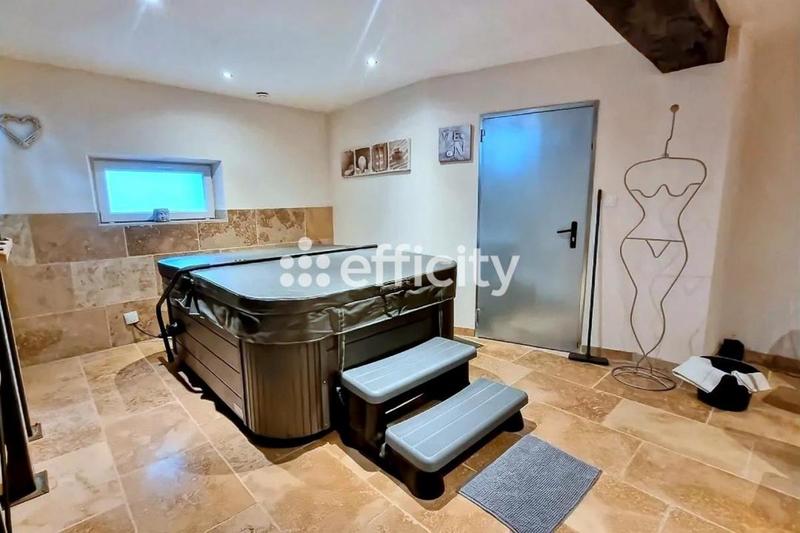 Immeuble - 347 m² - 11 pièces