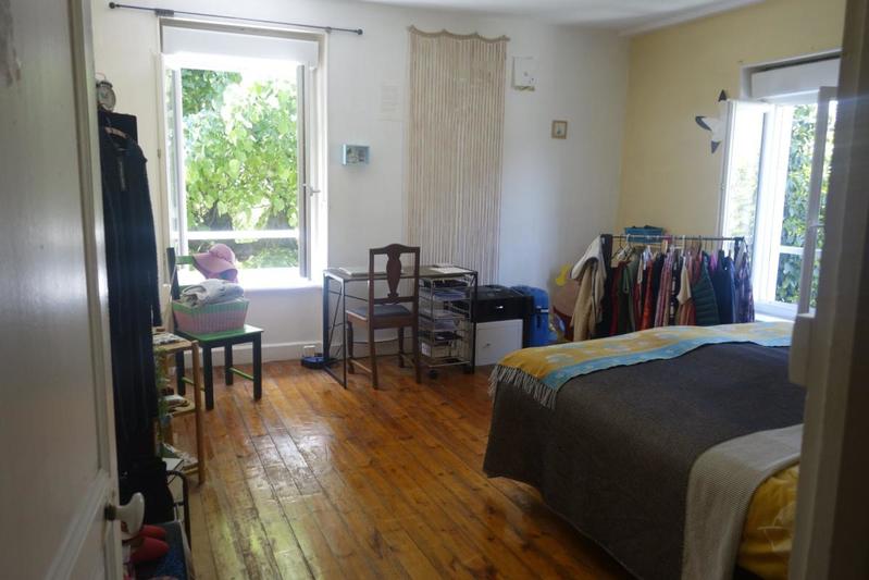 Maison - 220 m² - 5 pièces