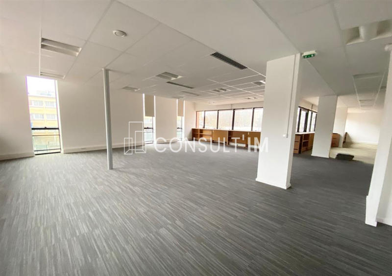 Bureau - 378 m²