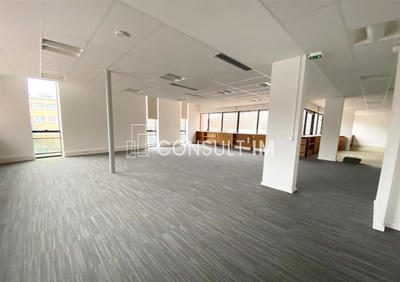 Bureau - 378 m²
