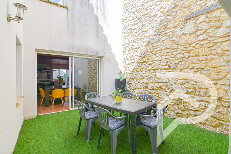 Maison - 147 m² - 6 pièces