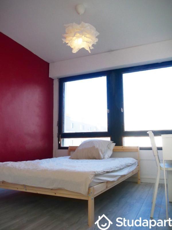 Chambre - 12 m² - 1 pièce