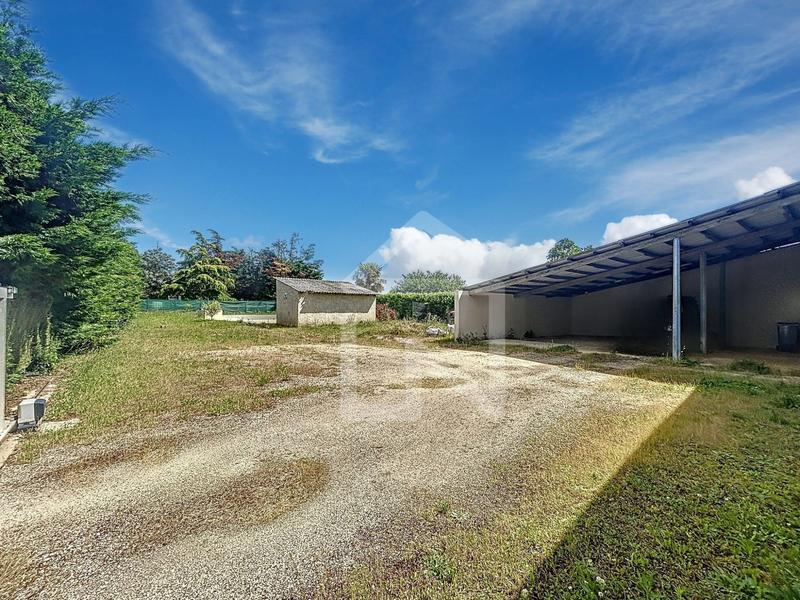 Maison - 247 m² - 6 pièces