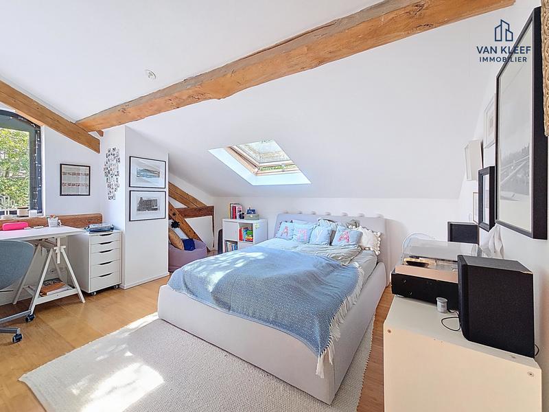 Maison - 187 m² - 5 pièces