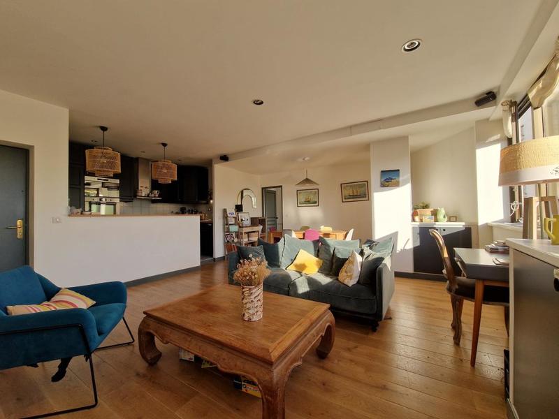 Appartement - 87 m² - 4 pièces