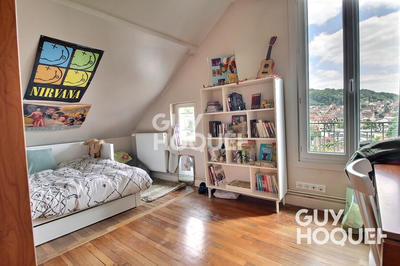 Maison - 180 m² - 7 pièces