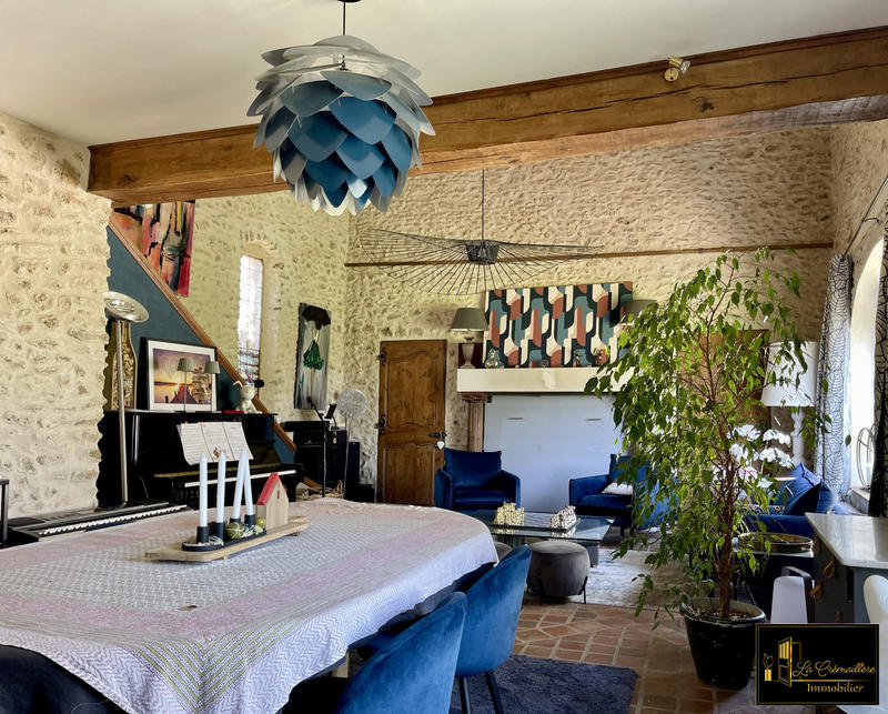 Maison ancienne - 268 m² - 11 pièces