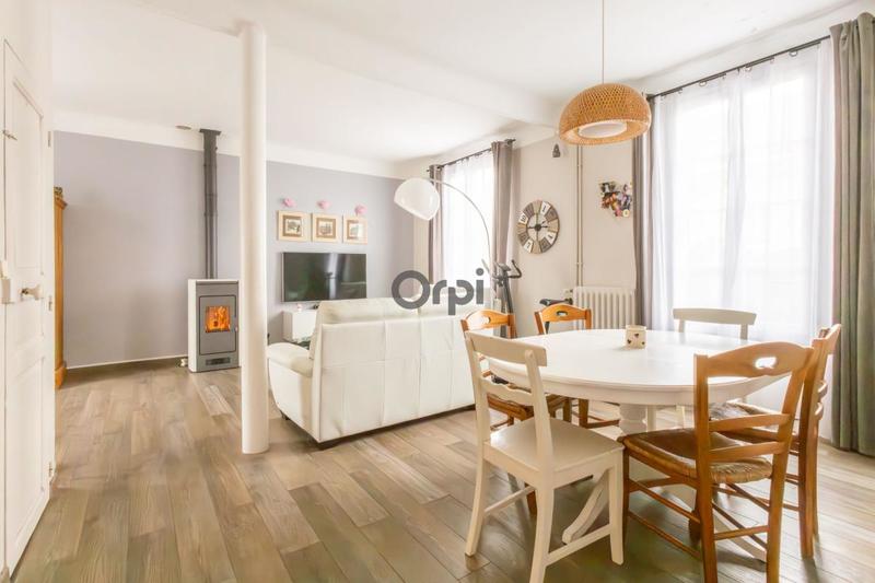 Maison - 105 m² - 4 pièces