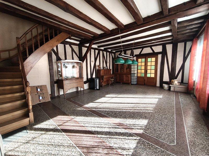 Maison - 195 m² - 7 pièces