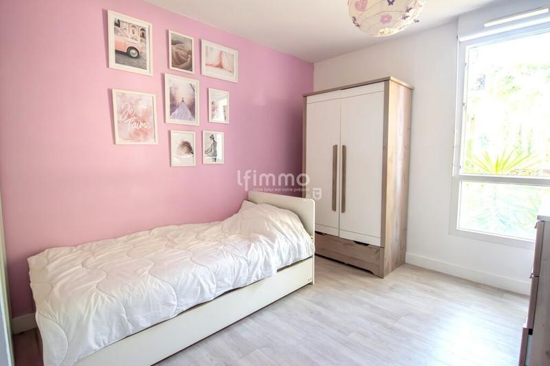 Appartement - 81 m² - 4 pièces