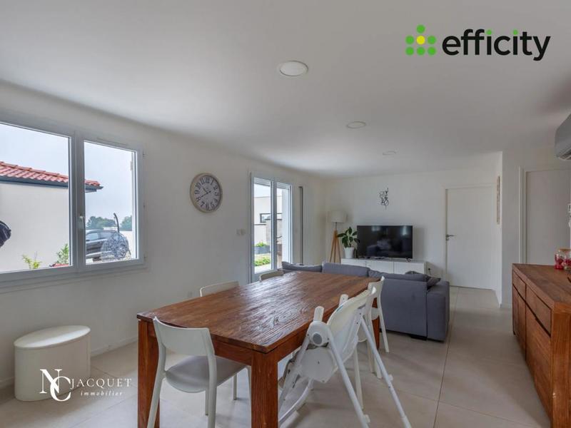 Villa - 85 m² - 4 pièces