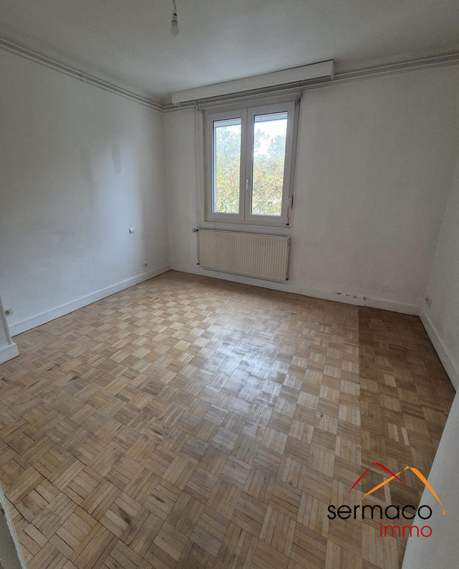 Appartement - 94 m² - 5 pièces