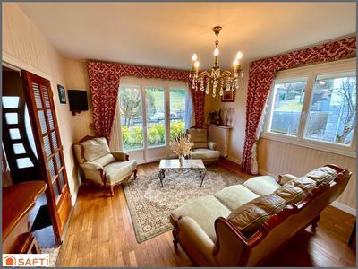 Maison - 84 m² - 4 pièces