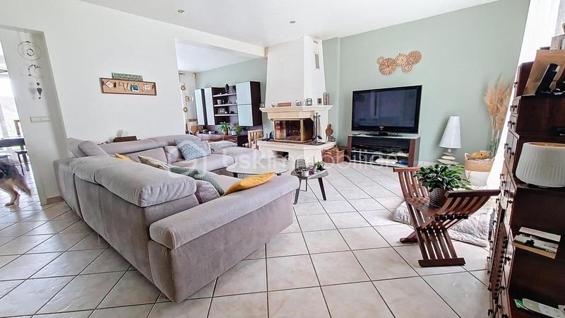 Maison - 137 m² - 6 pièces