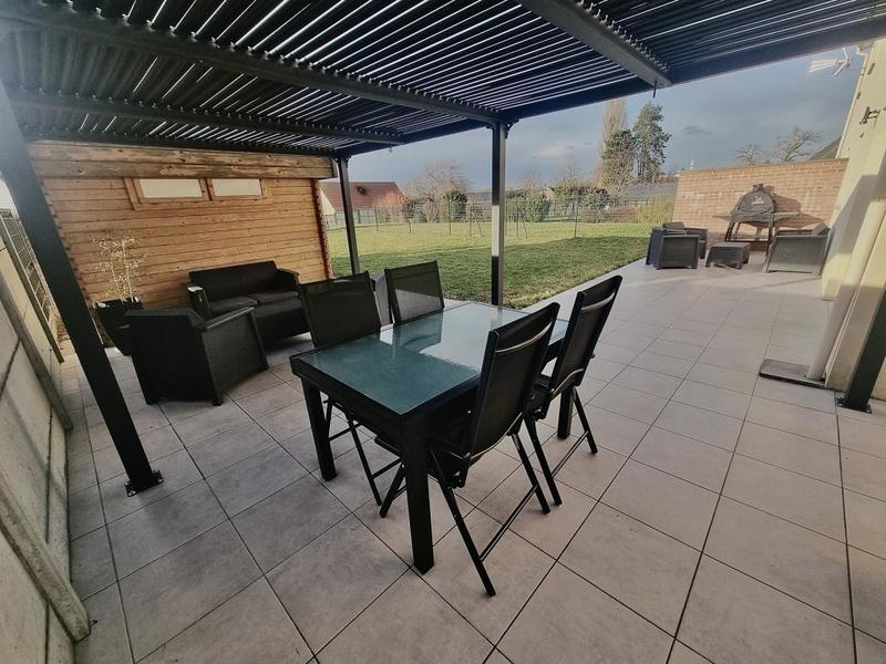 Maison - 108 m² - 5 pièces