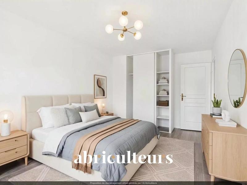 Appartement - 84 m² - 4 pièces