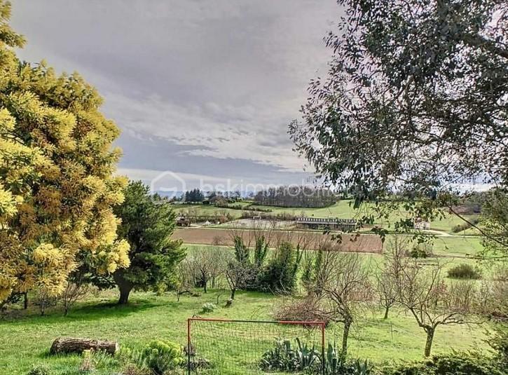 Maison - 121 m² - 5 pièces