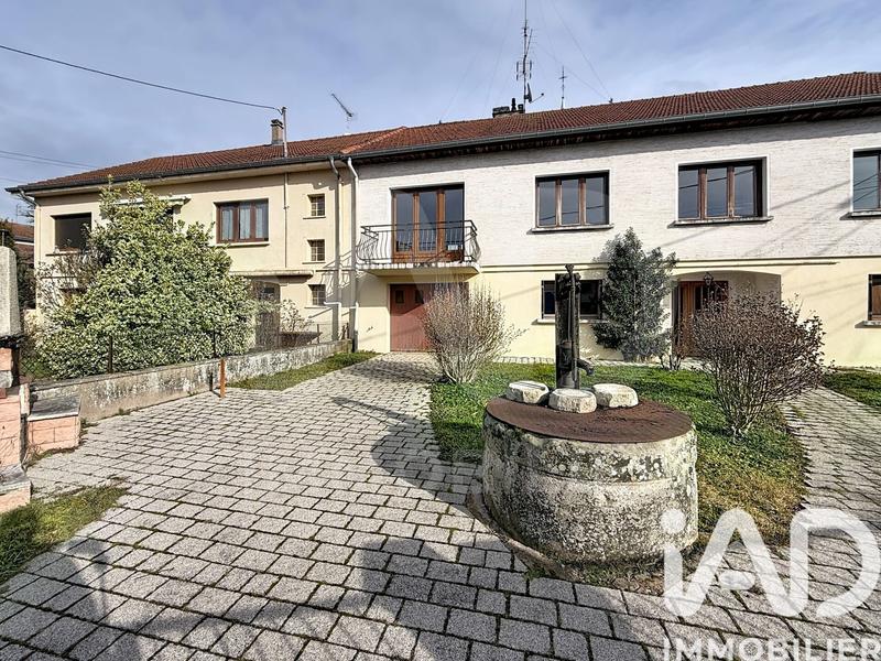 Maison - 153 m² - 8 pièces