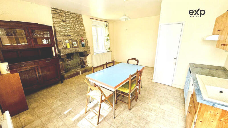 Maison traditionnelle - 143 m² - 7 pièces