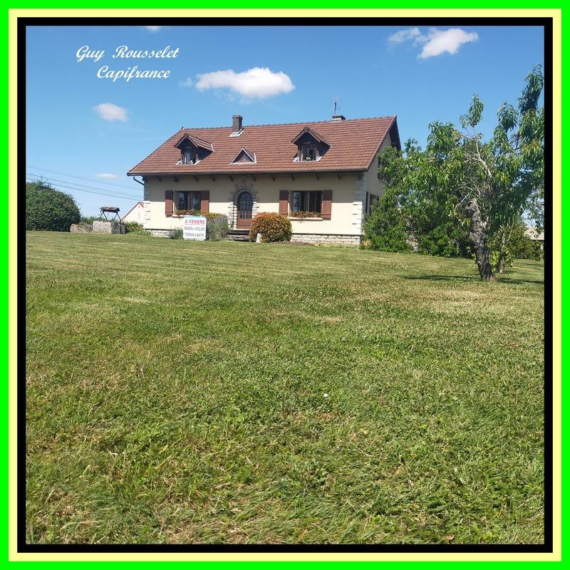 Propriété - 210 m² - 9 pièces